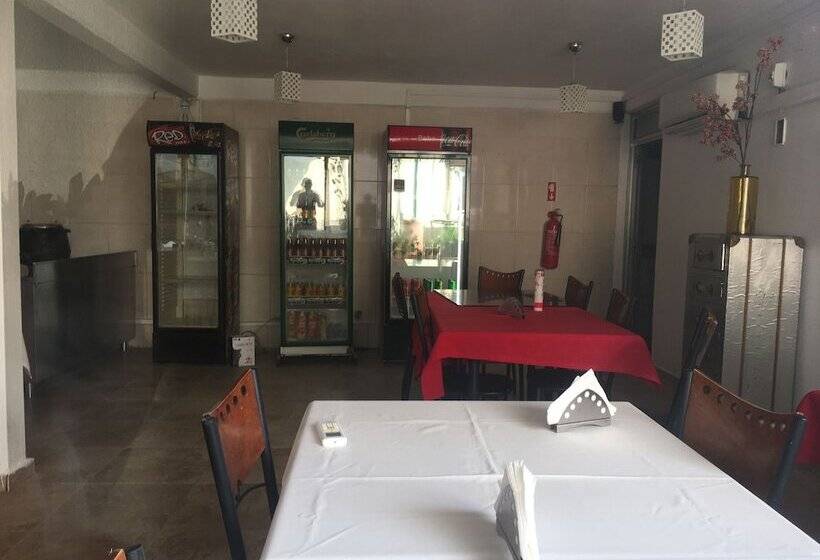 هتل Mivena On Airport Street