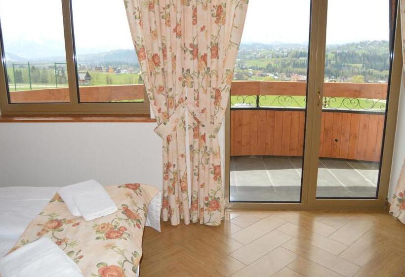 בית מלון כפרי Montenero Resort & Spa