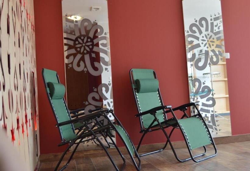 בית מלון כפרי Montenero Resort & Spa