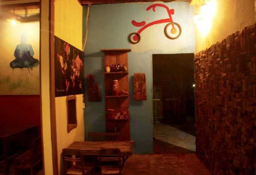 هتل Nguyen Shack Phong Nha Central Town Hostel