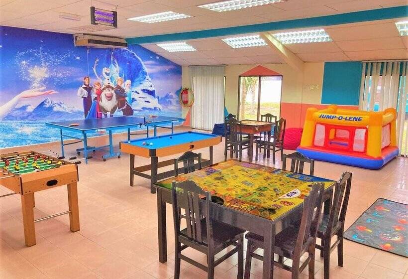 בית מלון כפרי Pangkor Holiday Resort