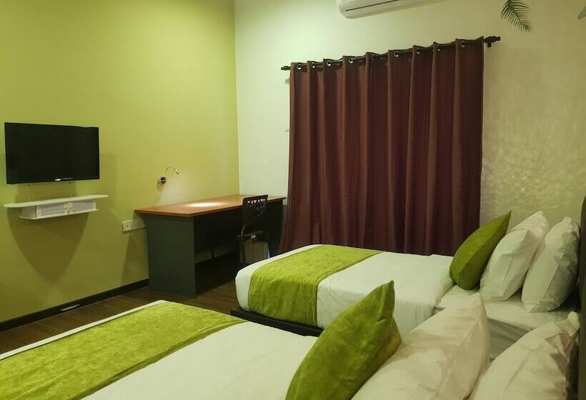 هتل Pangkor Holiday Resort