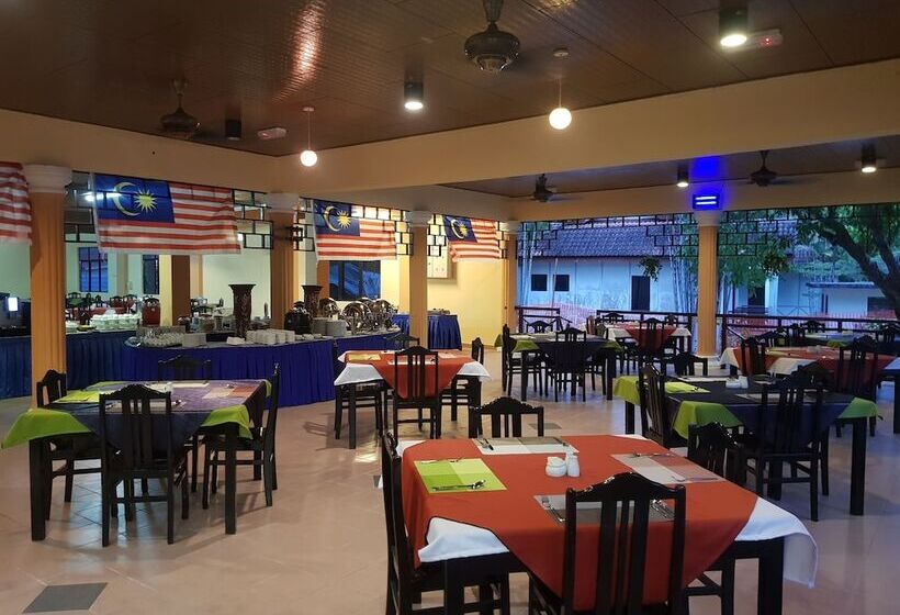 בית מלון כפרי Pangkor Holiday Resort