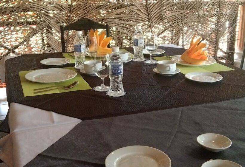 בית מלון כפרי Pangkor Holiday Resort