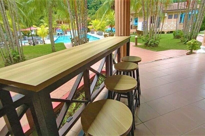 בית מלון כפרי Pangkor Holiday Resort