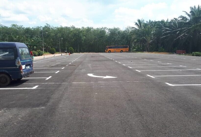 בית מלון כפרי Persatuan Kebajikan Sri Sakthi Ashram   Hostel