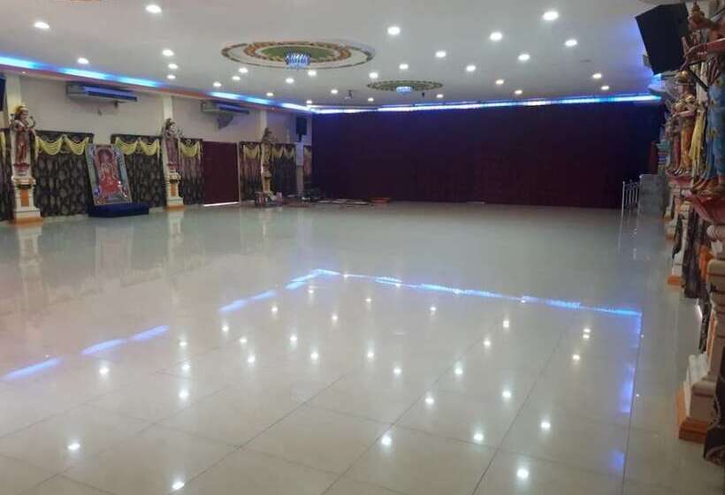 בית מלון כפרי Persatuan Kebajikan Sri Sakthi Ashram   Hostel