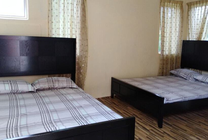 בית מלון כפרי Persatuan Kebajikan Sri Sakthi Ashram   Hostel