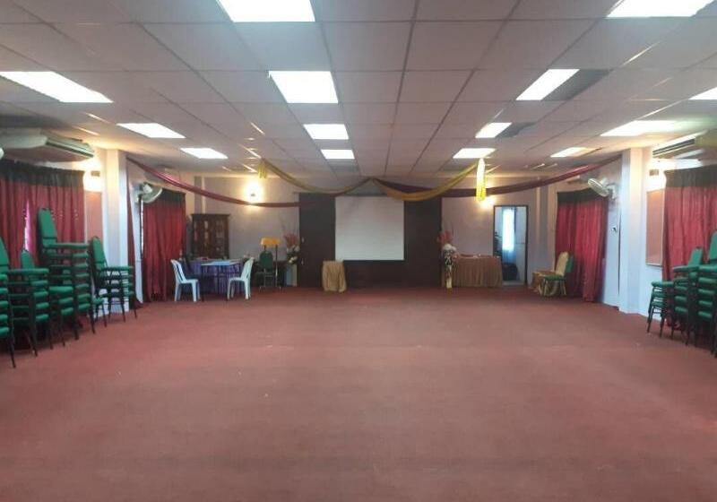 בית מלון כפרי Persatuan Kebajikan Sri Sakthi Ashram   Hostel