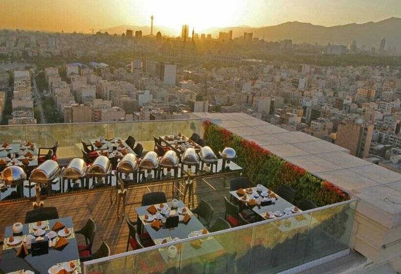 هتل Persian Plaza