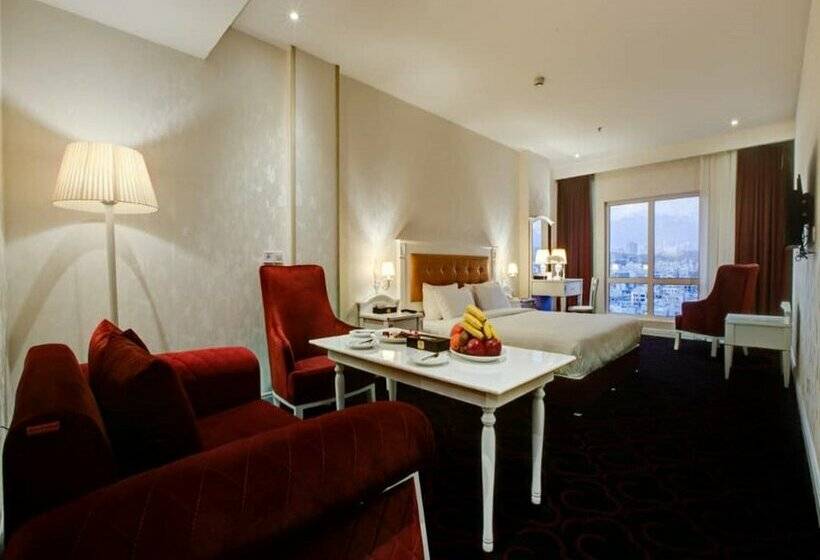 هتل Persian Plaza