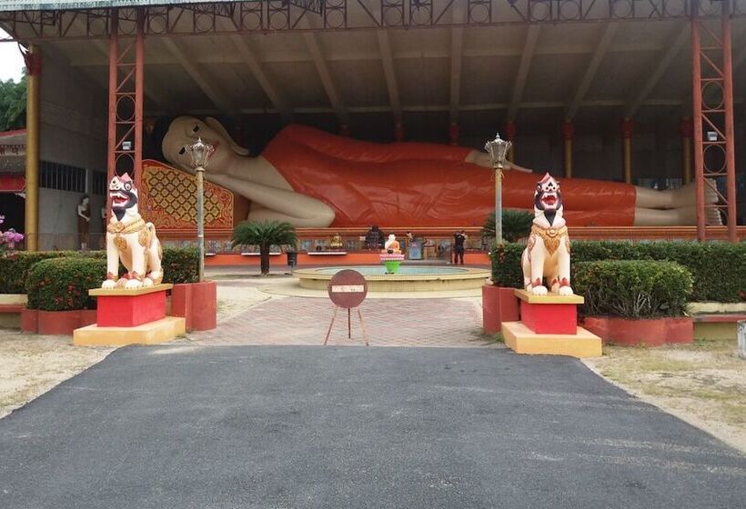 فندق Pesona Backpackers Inn