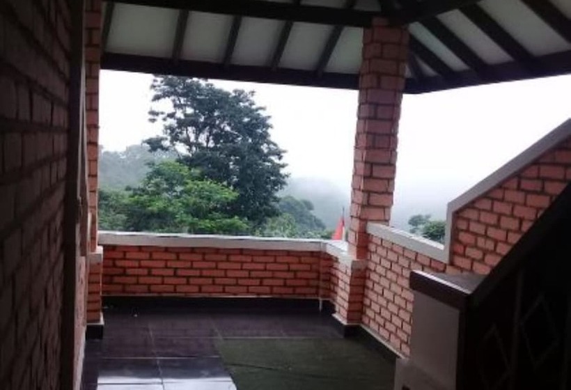 Отель Pondok Lariska