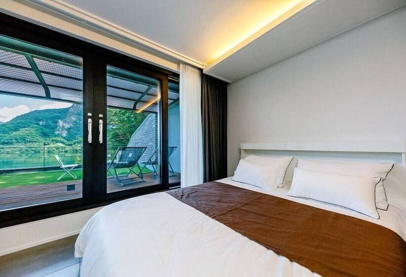 Отель Rabbit Star Pension