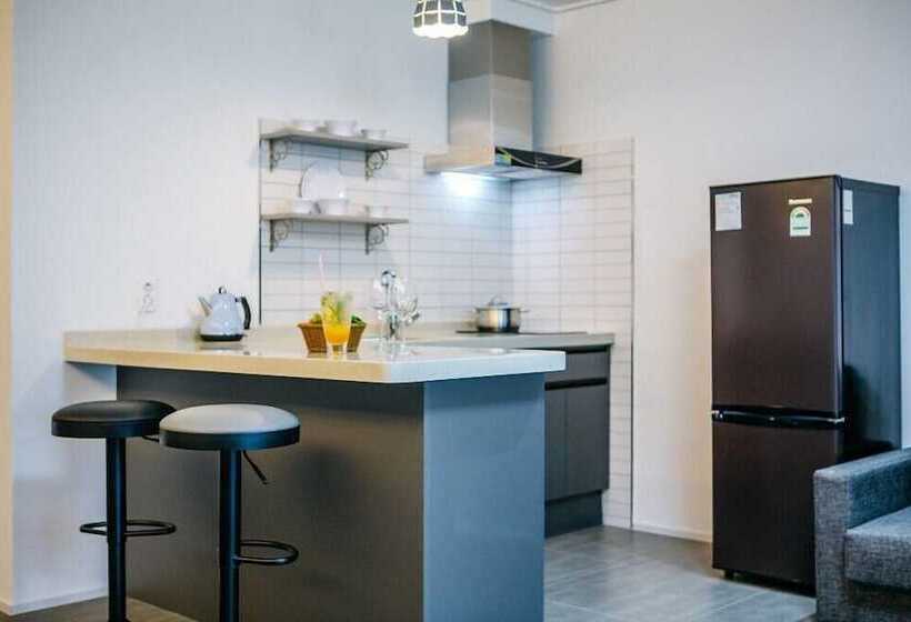 Отель Rabbit Star Pension