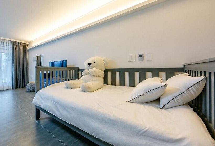 Отель Rabbit Star Pension