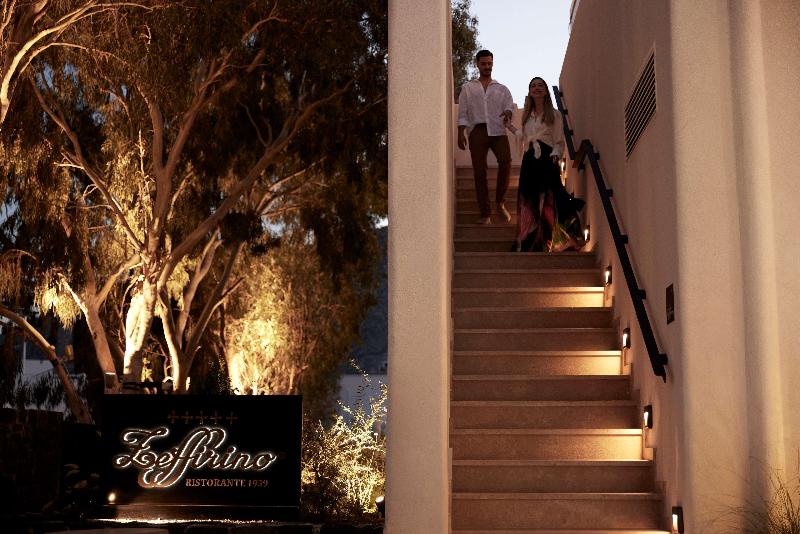 هتل Radisson Blu Zaffron Resort, Santorini