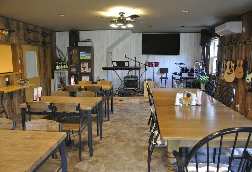 Hotel Resoneccha Villa In Katetsu  Glamping