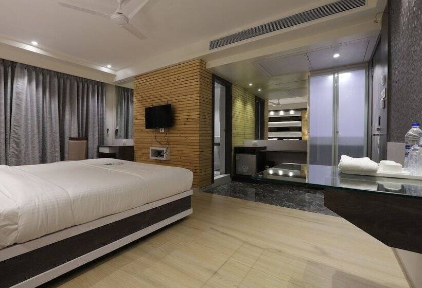 ホテル S3 Park, Ambernath