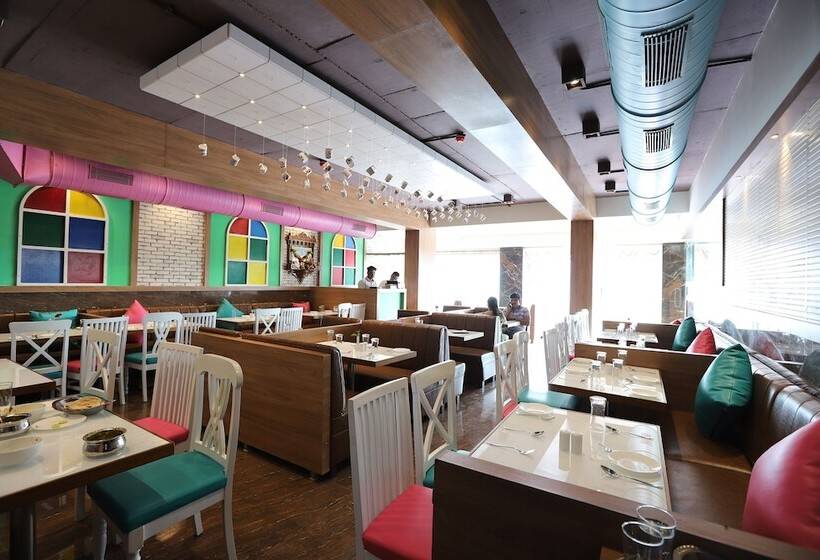 ホテル S3 Park, Ambernath