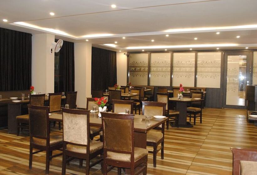 בית מלון כפרי Spark Inn