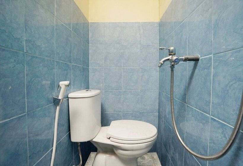 בית מלון כפרי Spot On 2653 Omah Mbah Lurah Syariah