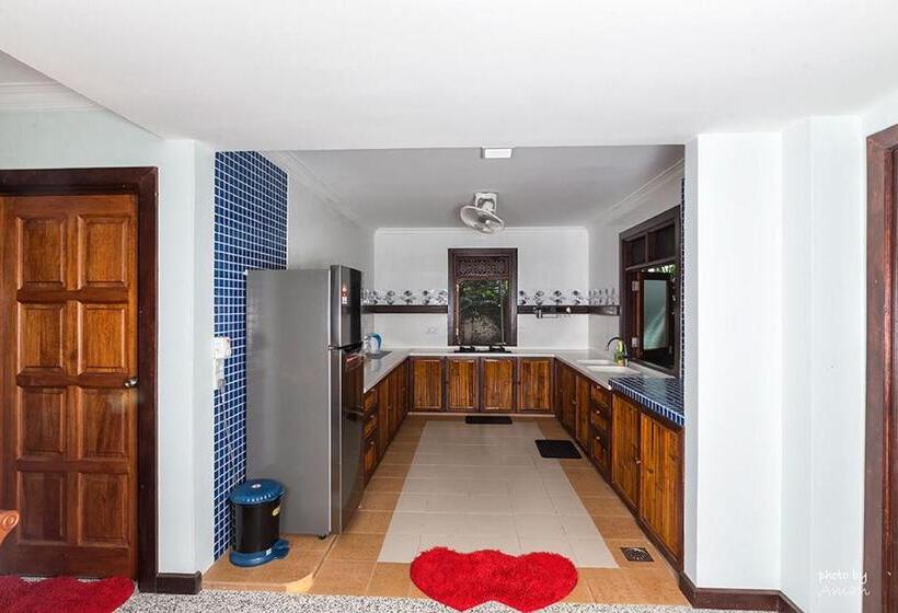 בית מלון כפרי Tanjung Inn