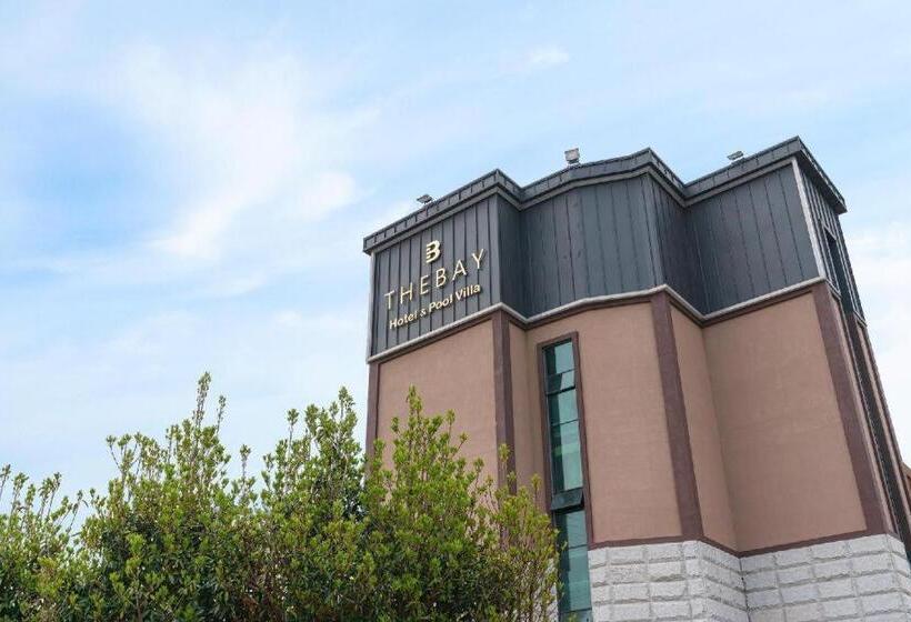 The Bay Hotel & Pool Villa