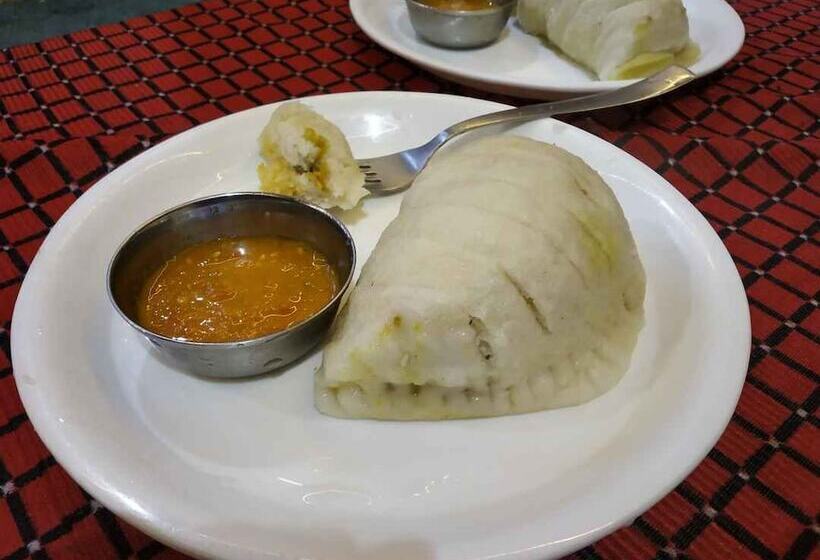 فندق 8fold By Larisa, Jibhi