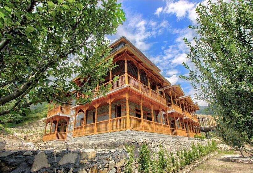 فندق 8fold By Larisa, Jibhi