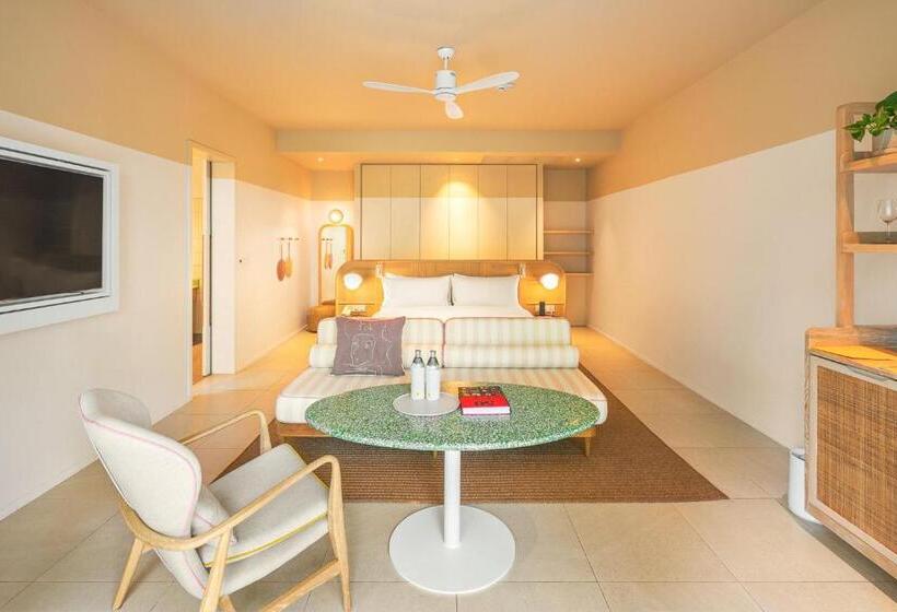 בית מלון כפרי The Standard Hua Hin