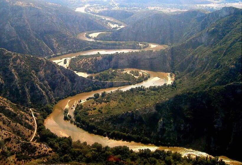 酒店 To Archontiko Guesthouse Villa