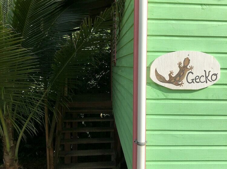 ホテル T.r.e.e.s Research Center And Eco Lodge