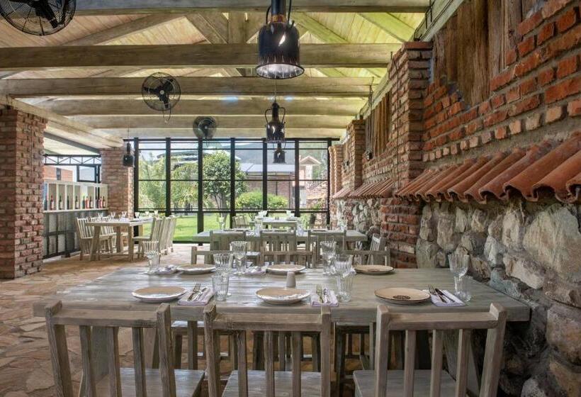 هتل Villa Mosavali