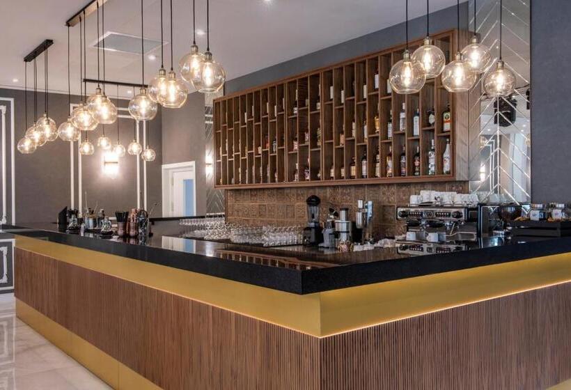 هتل Villa Mosavali