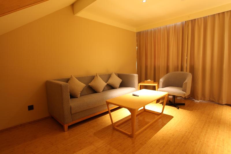 Ji Hotel Shanghai Fengxian South Bridge