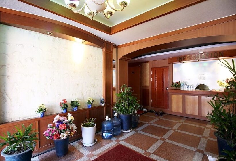 モーテル Chungju Plus