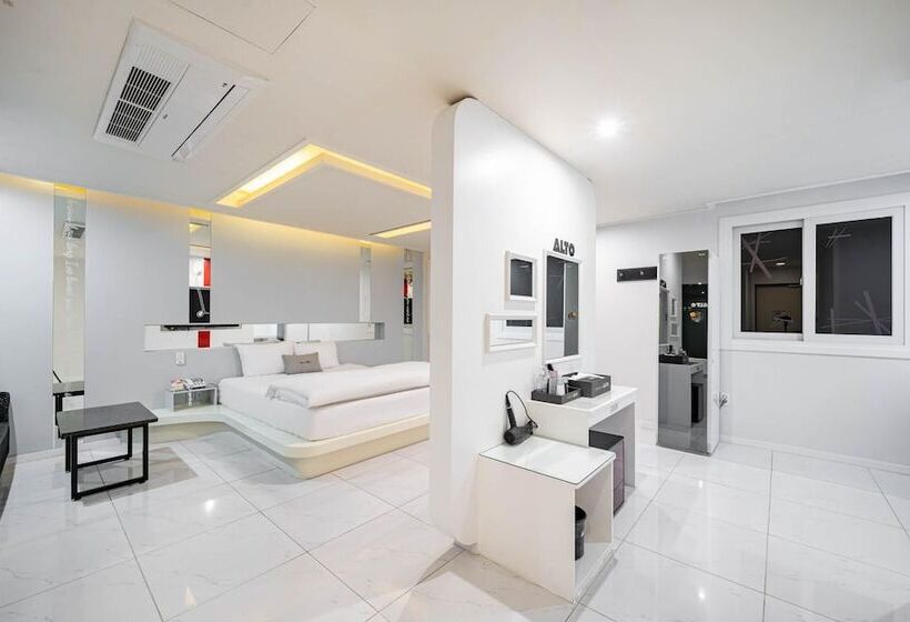 Мотель Daegu Nongong Alto