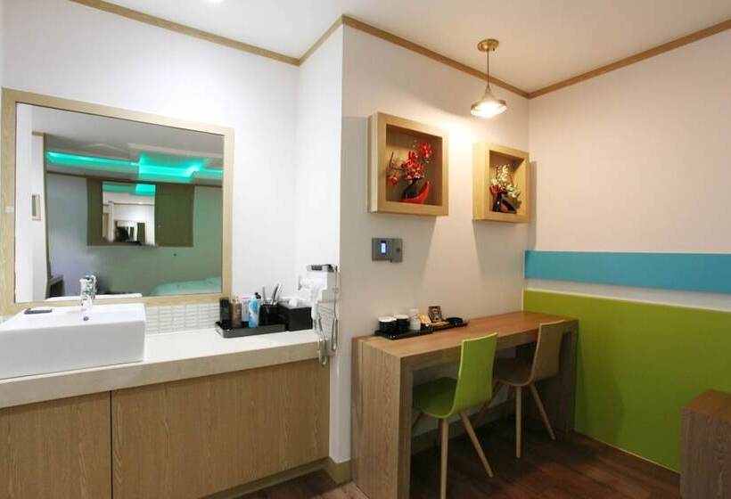 Motel Gwangmyeong Prime