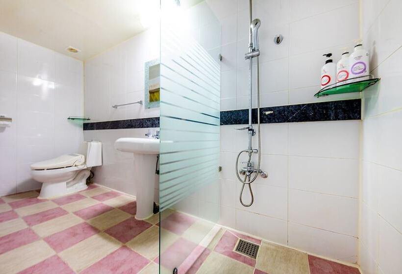 Motel The Seven Dwarfs In The Eumseong Forest