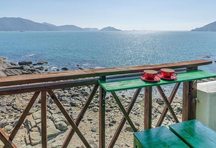 Namhae Opera House Pension