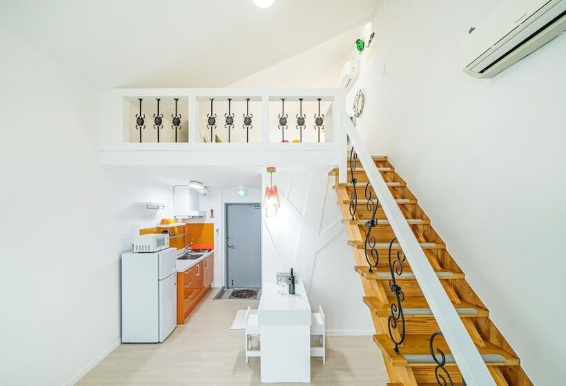 Namhae Opera House Pension