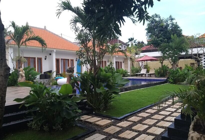 بنسيون Adi Abian Villas