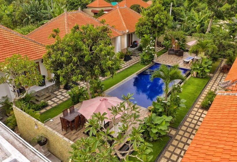 بنسيون Adi Abian Villas