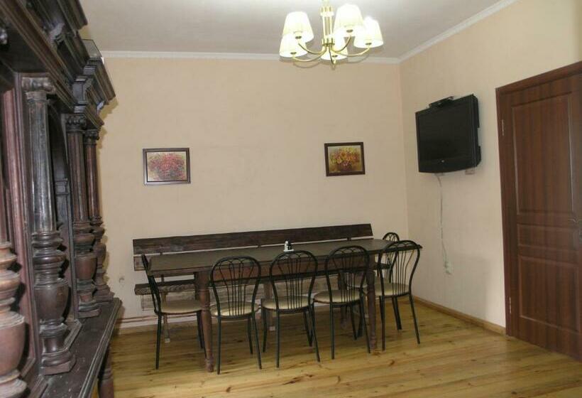 پانسیون Arnika Tatariv