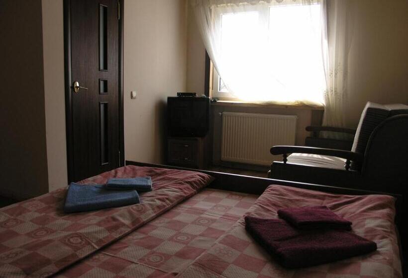 پانسیون Arnika Tatariv