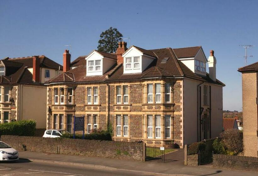 펜션 Filton Guest House
