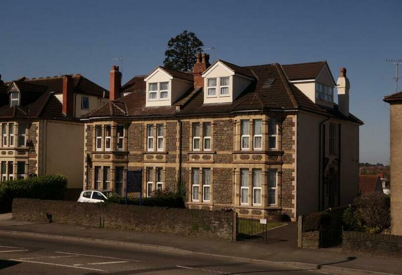 펜션 Filton Guest House