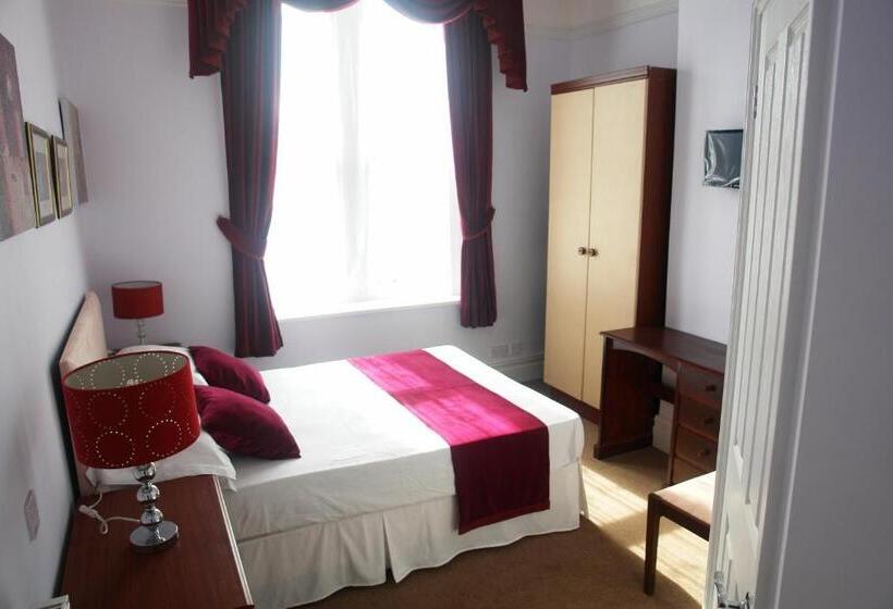 펜션 Filton Guest House