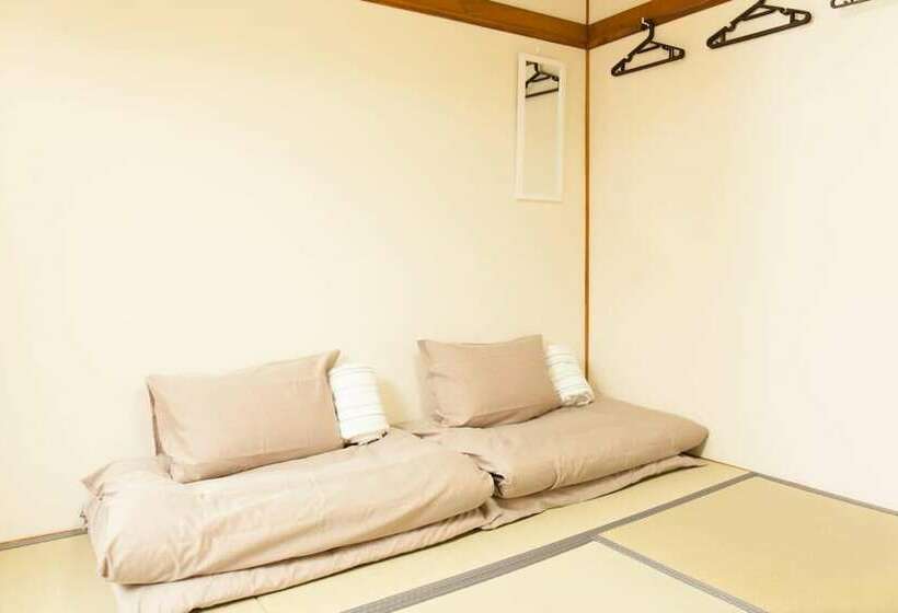 膳宿费 Flower House